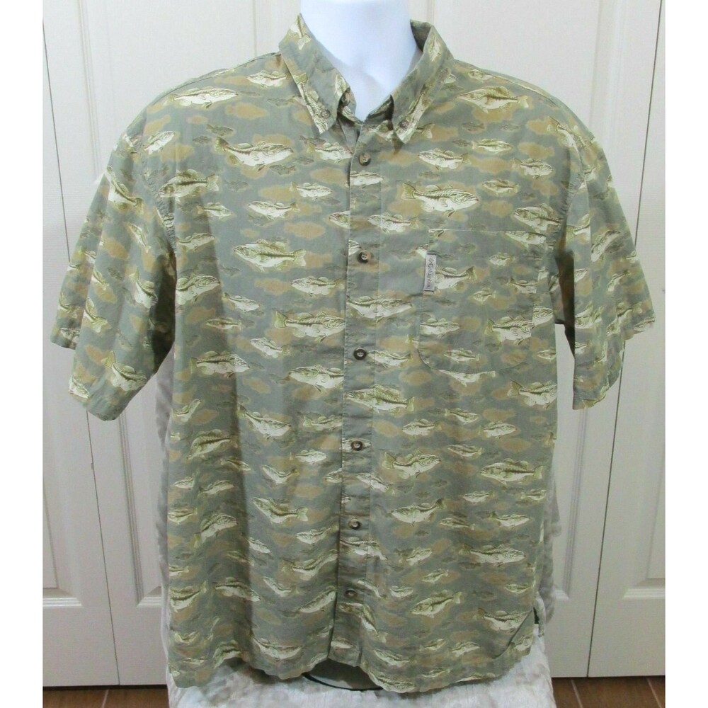 Columbia River Lodge Mens Shirt Size Large S/S Button Front Bass Fishing Camp